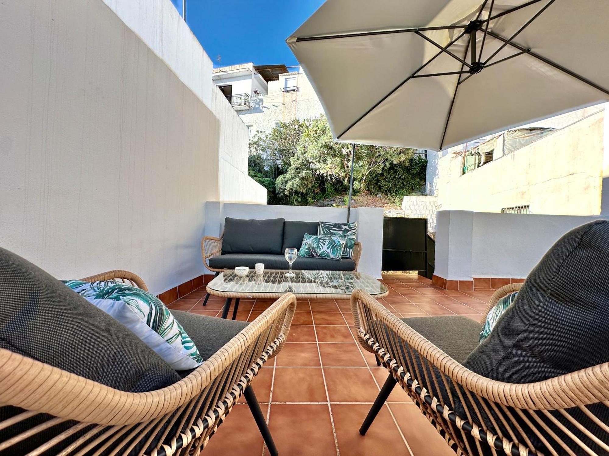 Casa Con Terraza Y Patio Privado En Salobrenaヴィラ エクステリア 写真